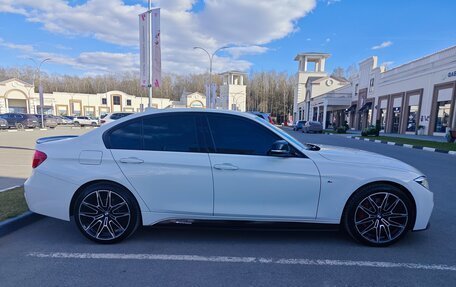 BMW 3 серия, 2018 год, 2 700 000 рублей, 4 фотография