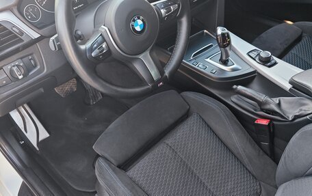 BMW 3 серия, 2018 год, 2 700 000 рублей, 15 фотография