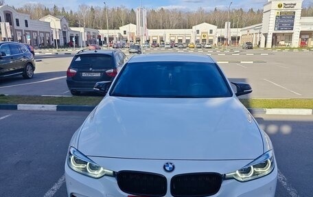 BMW 3 серия, 2018 год, 2 700 000 рублей, 2 фотография