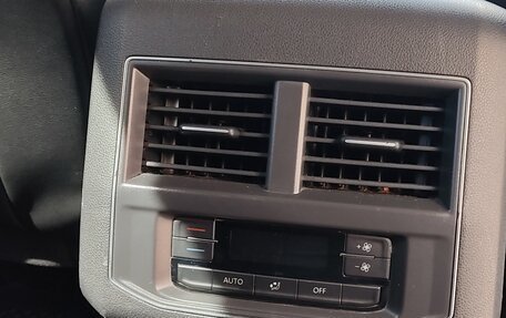 Volkswagen Teramont I, 2019 год, 3 000 000 рублей, 10 фотография