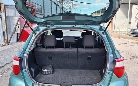 Toyota Vitz, 2018 год, 1 060 000 рублей, 6 фотография