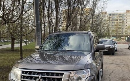 Mitsubishi Pajero IV, 2015 год, 2 100 000 рублей, 10 фотография