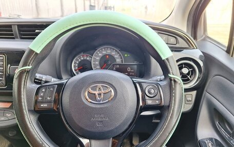 Toyota Vitz, 2018 год, 1 060 000 рублей, 10 фотография