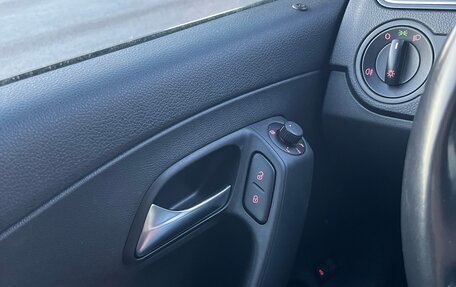 Volkswagen Polo VI (EU Market), 2018 год, 1 200 000 рублей, 8 фотография