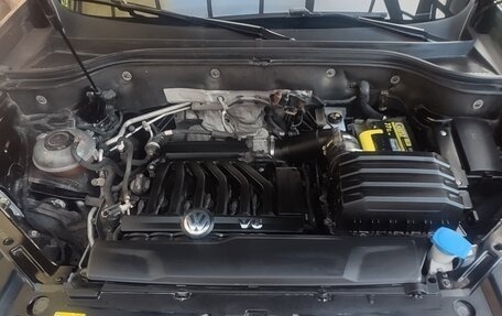 Volkswagen Teramont I, 2019 год, 3 000 000 рублей, 19 фотография