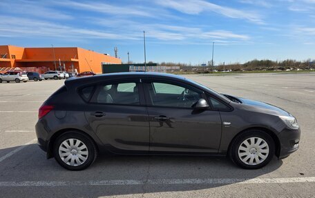 Opel Astra J, 2014 год, 800 000 рублей, 2 фотография