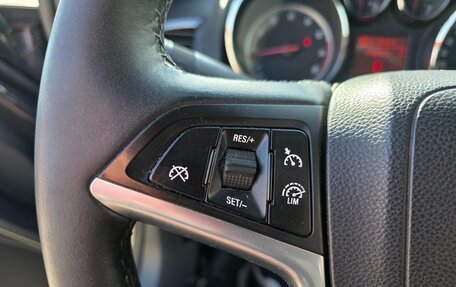 Opel Astra J, 2014 год, 800 000 рублей, 10 фотография