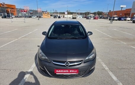 Opel Astra J, 2014 год, 800 000 рублей, 4 фотография