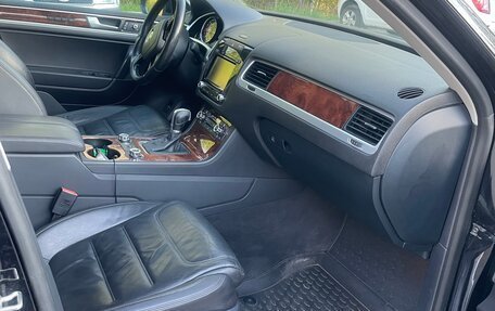 Volkswagen Touareg III, 2013 год, 2 140 000 рублей, 8 фотография