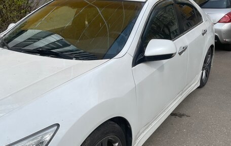Honda Accord VIII рестайлинг, 2012 год, 1 300 000 рублей, 3 фотография