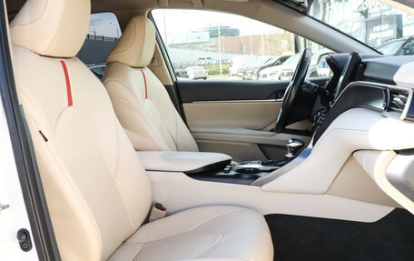Toyota Camry, 2022 год, 3 500 000 рублей, 14 фотография