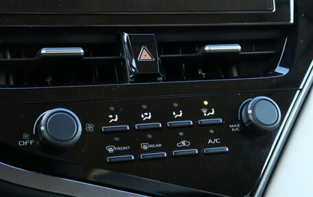 Toyota Camry, 2022 год, 3 500 000 рублей, 17 фотография