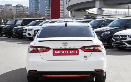 Toyota Camry, 2022 год, 3 500 000 рублей, 6 фотография