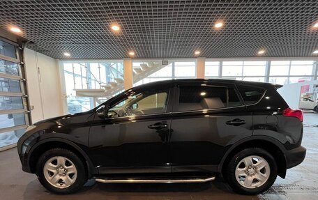 Toyota RAV4, 2015 год, 1 915 000 рублей, 6 фотография