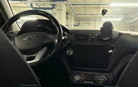 KIA Rio III рестайлинг, 2013 год, 820 000 рублей, 5 фотография