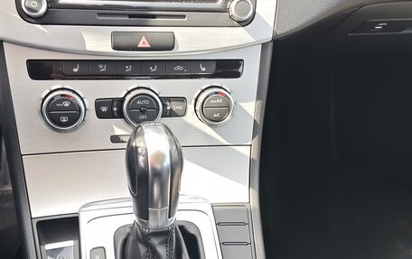 Volkswagen Passat CC I рестайлинг, 2012 год, 1 300 000 рублей, 10 фотография