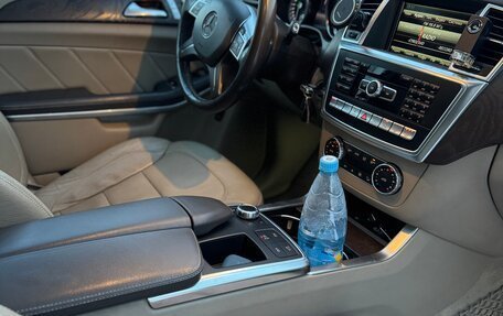 Mercedes-Benz GL-Класс, 2014 год, 3 100 000 рублей, 8 фотография