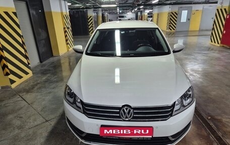 Volkswagen Passat B7, 2013 год, 1 200 000 рублей, 2 фотография