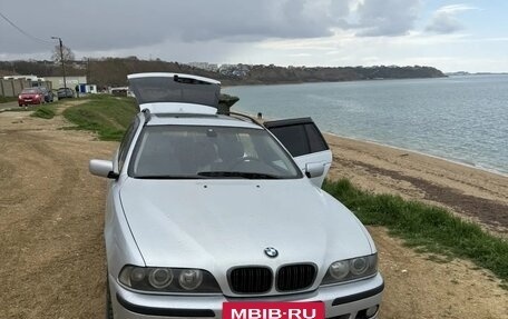 BMW 5 серия, 2003 год, 750 000 рублей, 2 фотография