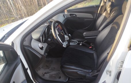 Chevrolet Cruze II, 2013 год, 620 000 рублей, 15 фотография