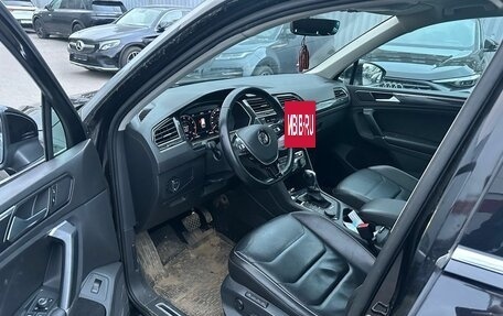 Volkswagen Tiguan II, 2017 год, 2 300 000 рублей, 5 фотография