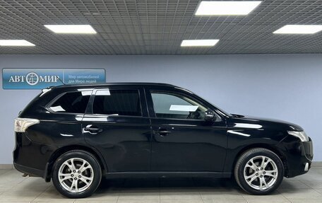 Mitsubishi Outlander III рестайлинг 3, 2013 год, 1 412 000 рублей, 8 фотография
