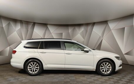 Volkswagen Passat B8 рестайлинг, 2018 год, 1 820 000 рублей, 6 фотография