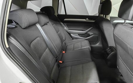 Volkswagen Passat B8 рестайлинг, 2018 год, 1 820 000 рублей, 16 фотография