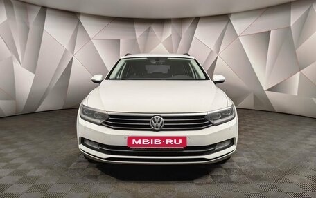 Volkswagen Passat B8 рестайлинг, 2018 год, 1 820 000 рублей, 7 фотография