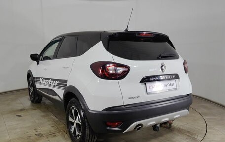 Renault Kaptur I рестайлинг, 2018 год, 1 320 000 рублей, 5 фотография