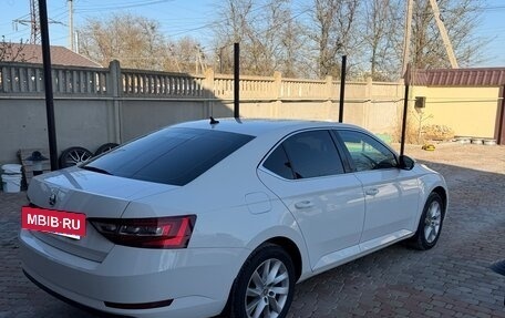 Skoda Superb III рестайлинг, 2016 год, 1 590 000 рублей, 4 фотография