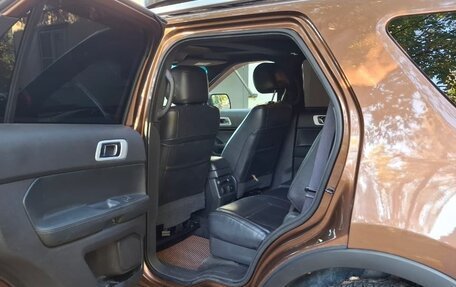 Ford Explorer VI, 2012 год, 1 450 000 рублей, 3 фотография