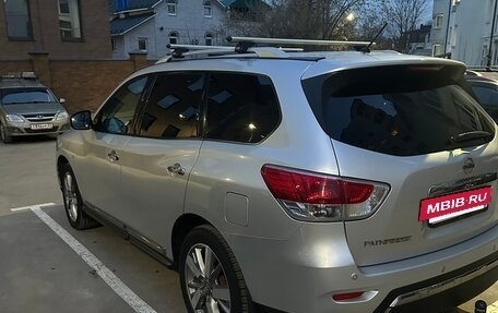 Nissan Pathfinder, 2015 год, 1 730 000 рублей, 6 фотография