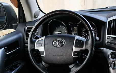 Toyota Land Cruiser 200, 2014 год, 3 990 000 рублей, 12 фотография