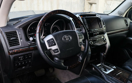 Toyota Land Cruiser 200, 2014 год, 3 990 000 рублей, 13 фотография