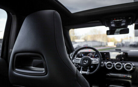 Mercedes-Benz A-Класс AMG, 2022 год, 5 500 000 рублей, 33 фотография