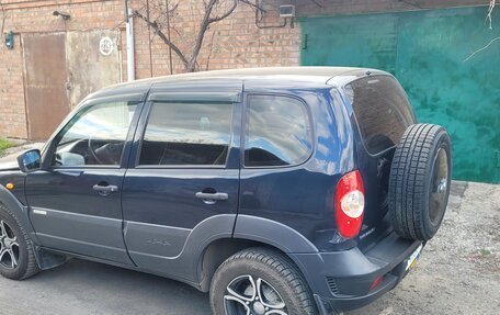 Chevrolet Niva I рестайлинг, 2014 год, 650 000 рублей, 3 фотография