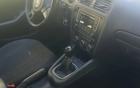 Volkswagen Jetta VI, 2014 год, 1 070 000 рублей, 7 фотография