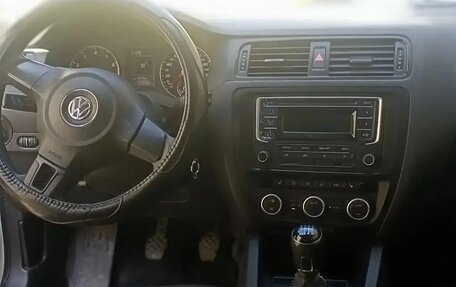 Volkswagen Jetta VI, 2014 год, 1 070 000 рублей, 8 фотография