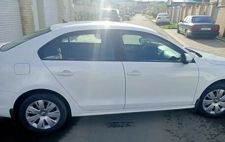 Volkswagen Jetta VI, 2014 год, 1 070 000 рублей, 6 фотография