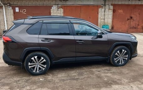 Toyota RAV4, 2020 год, 3 350 000 рублей, 5 фотография