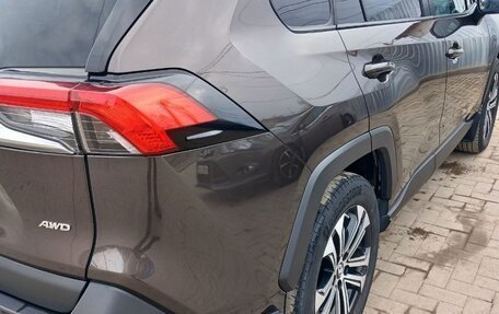 Toyota RAV4, 2020 год, 3 350 000 рублей, 10 фотография