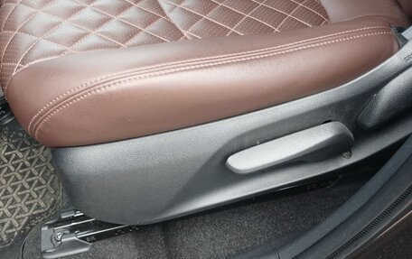 Toyota RAV4, 2020 год, 3 350 000 рублей, 24 фотография