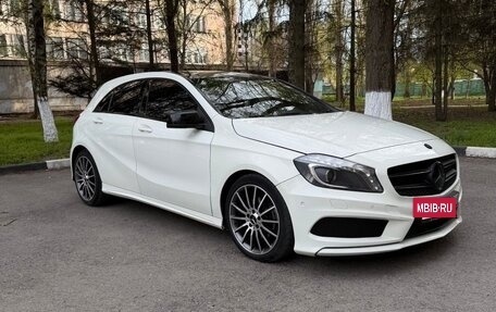 Mercedes-Benz A-Класс, 2013 год, 1 540 000 рублей, 2 фотография