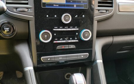 Renault Koleos II, 2017 год, 2 500 000 рублей, 4 фотография