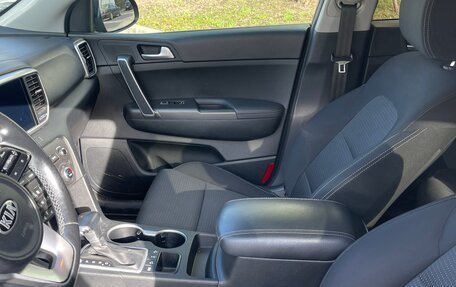 KIA Sportage IV рестайлинг, 2021 год, 2 400 000 рублей, 4 фотография