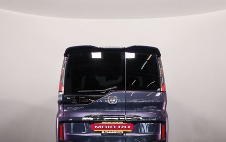 Honda Stepwgn IV, 2017 год, 2 169 000 рублей, 5 фотография