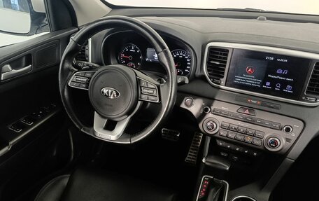 KIA Sportage IV рестайлинг, 2021 год, 2 130 000 рублей, 10 фотография