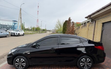 Hyundai Solaris II рестайлинг, 2013 год, 690 000 рублей, 3 фотография