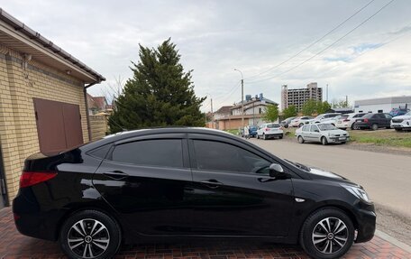 Hyundai Solaris II рестайлинг, 2013 год, 690 000 рублей, 4 фотография